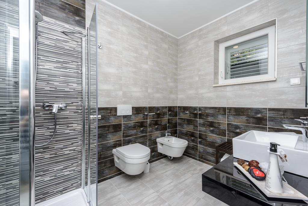 Apartment Allure *