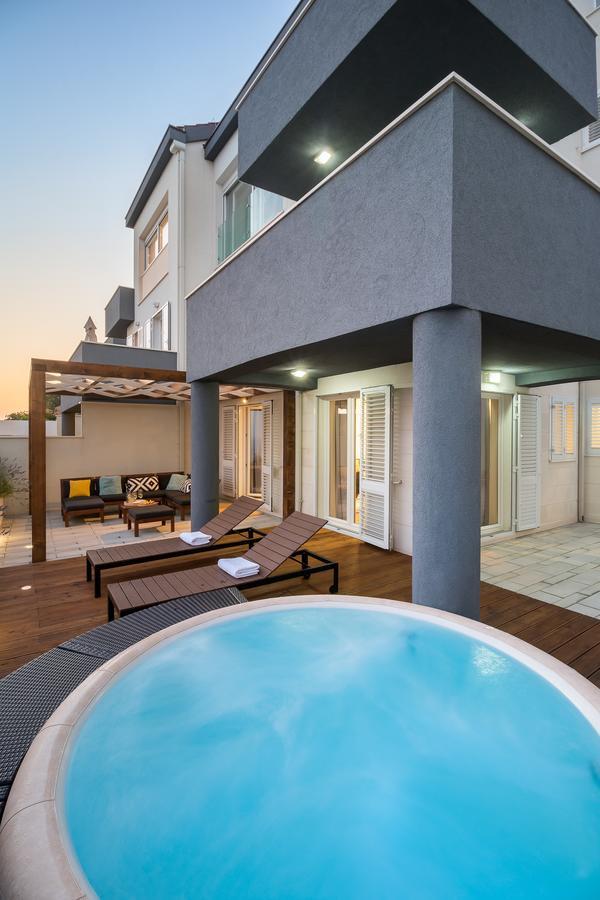 Apartment Allure